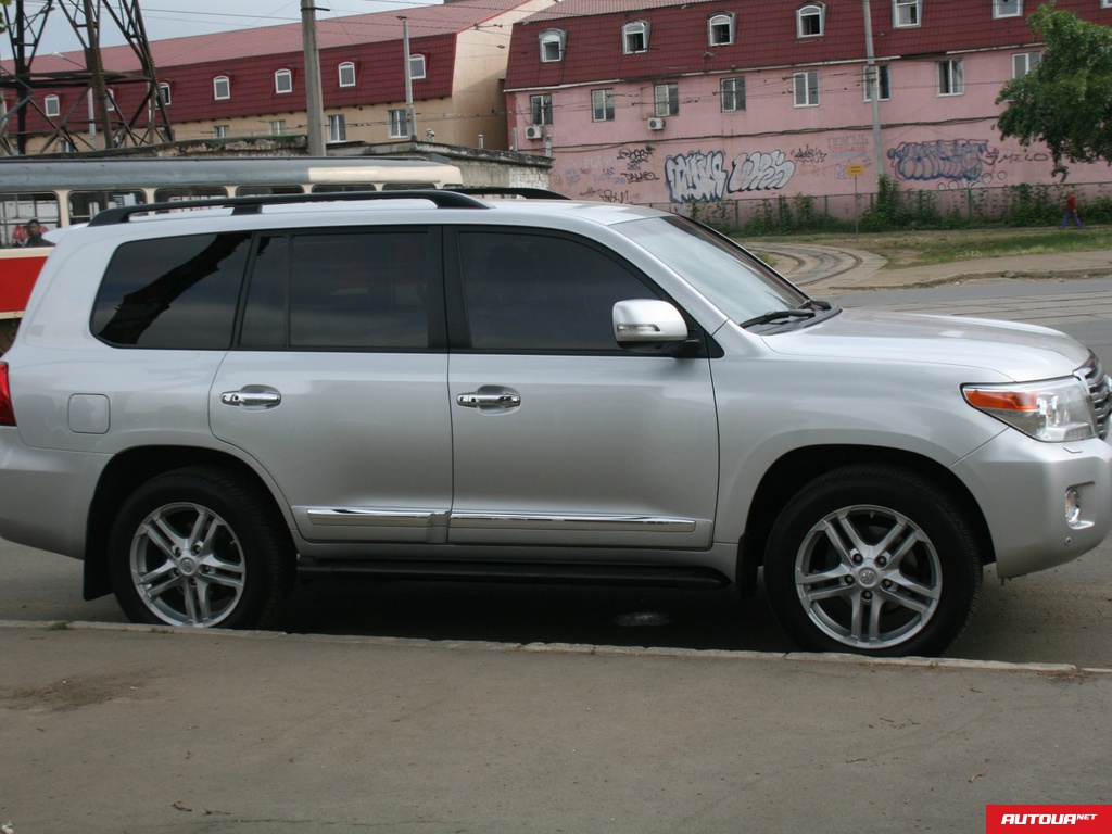 Toyota Land Cruiser  2012 года за 1 362 296 грн в Киеве