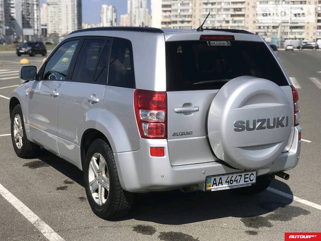 Suzuki Grand Vitara 2.0 AT 2007 года за 196 123 грн в Киеве