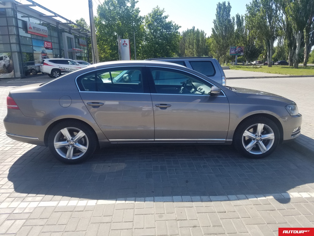 Volkswagen Passat  2011 года за 312 360 грн в Херсне