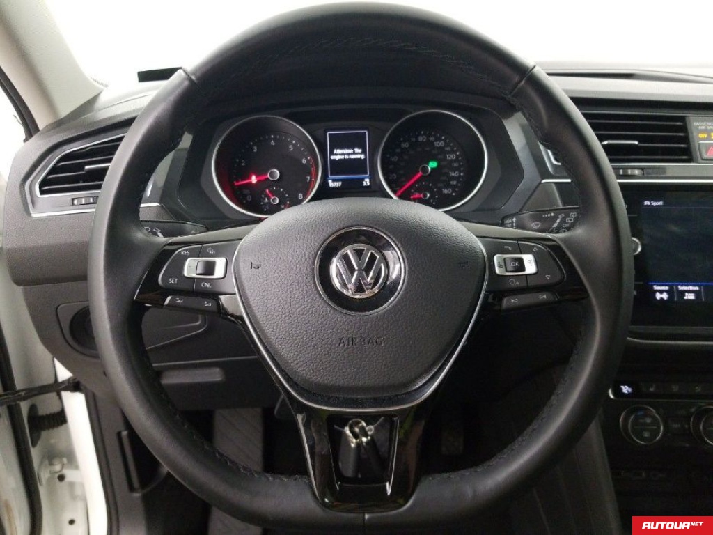 Volkswagen Tiguan SE 2018 года за 402 305 грн в Киеве