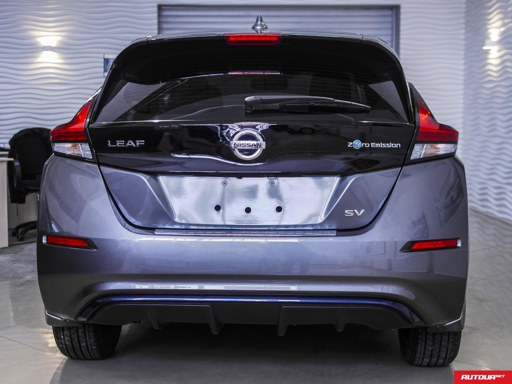 Nissan Leaf SV 2018 года за 732 018 грн в Киеве