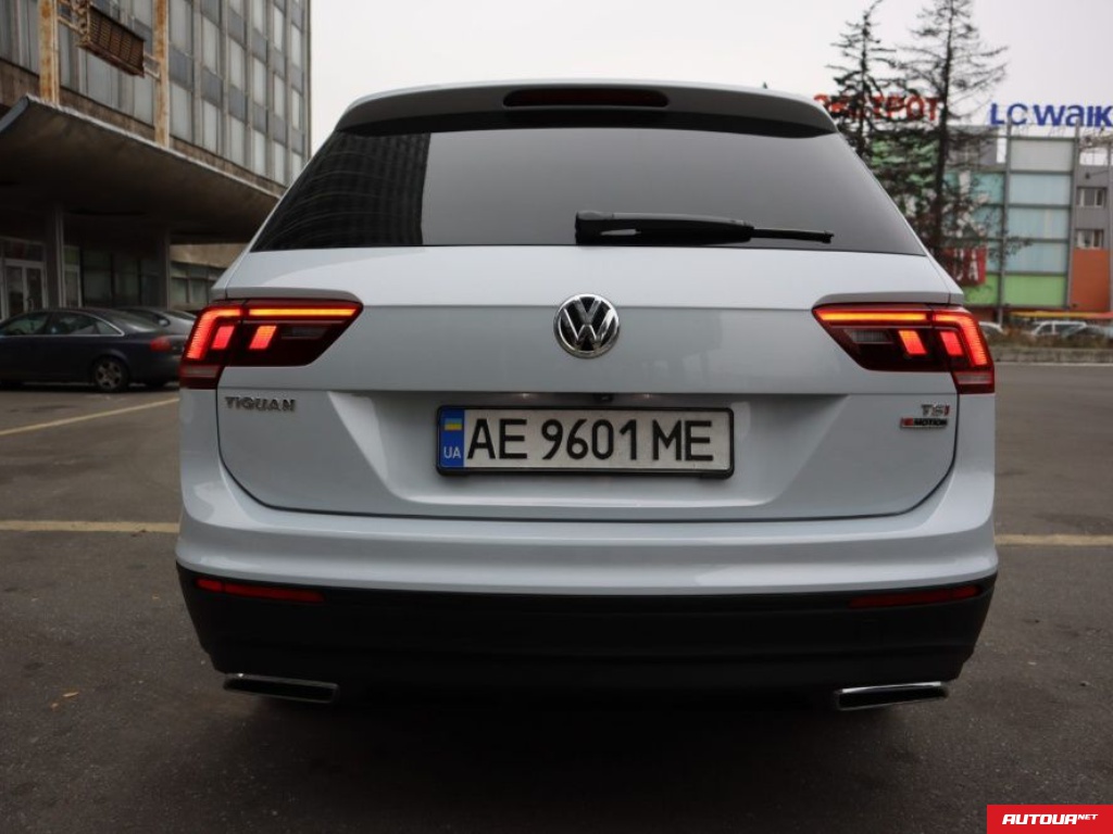 Volkswagen Tiguan Allspace  2018 года за 533 054 грн в Киеве