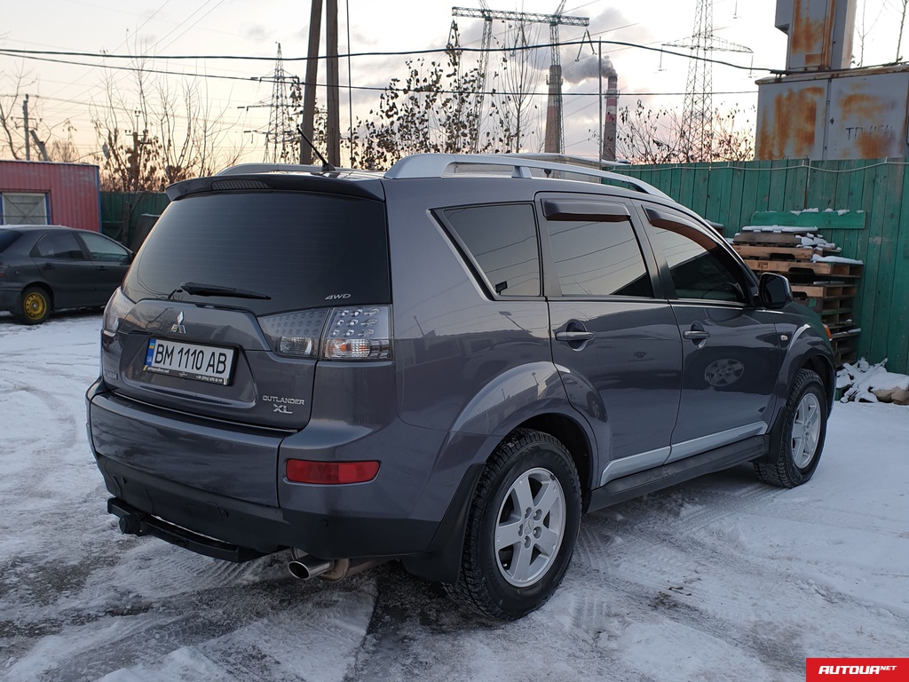 Mitsubishi Outlander XL  2010 года за 361 686 грн в Киеве