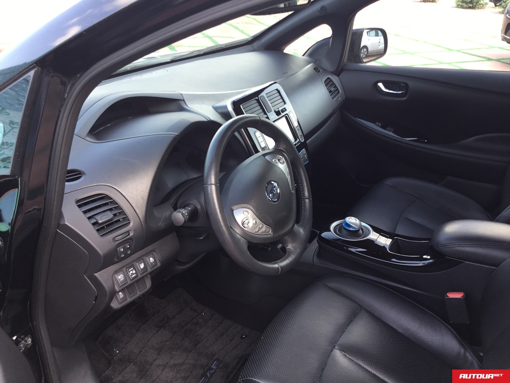 Nissan Leaf SL 2013 года за 526 375 грн в Запорожье