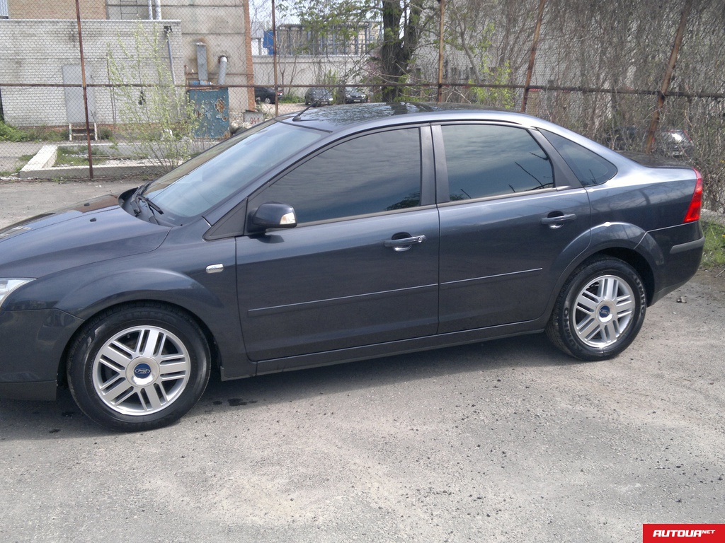 Ford Focus GHIA 2007 года за 229 446 грн в Днепре