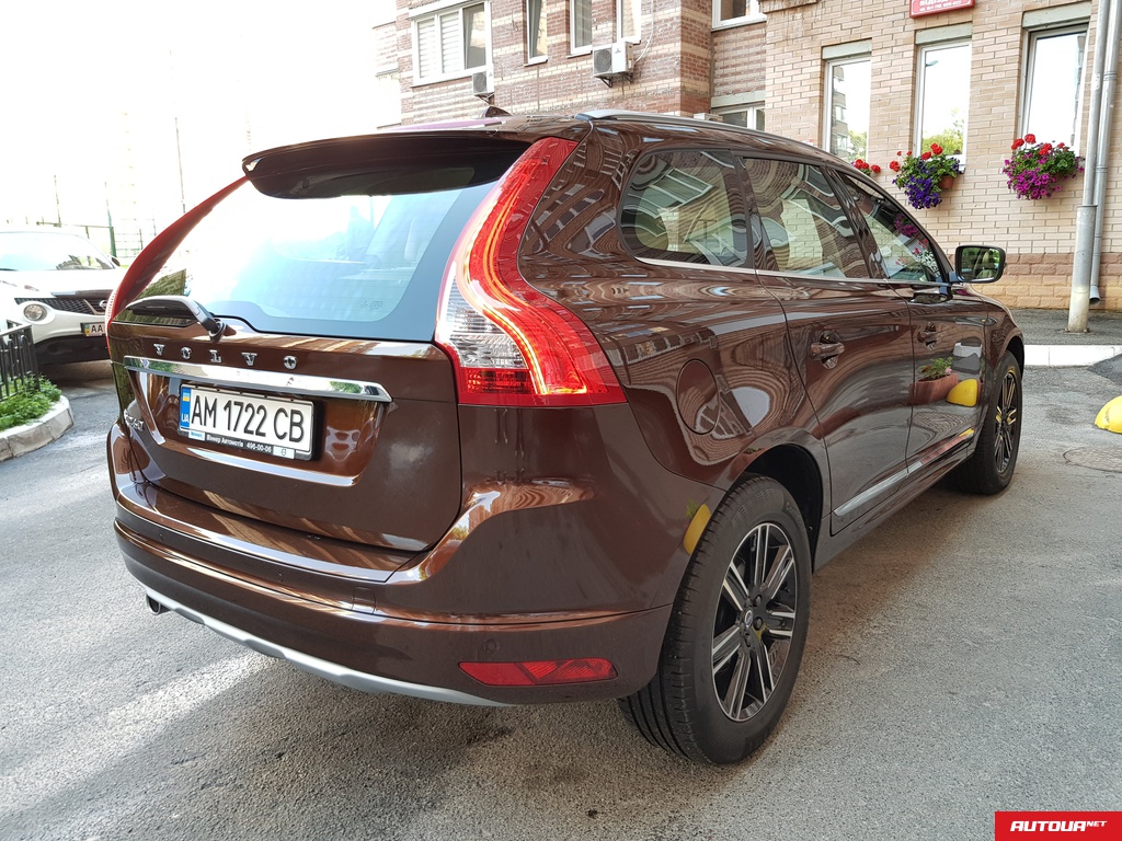 Volvo XC60  2017 года за 1 048 405 грн в Киеве