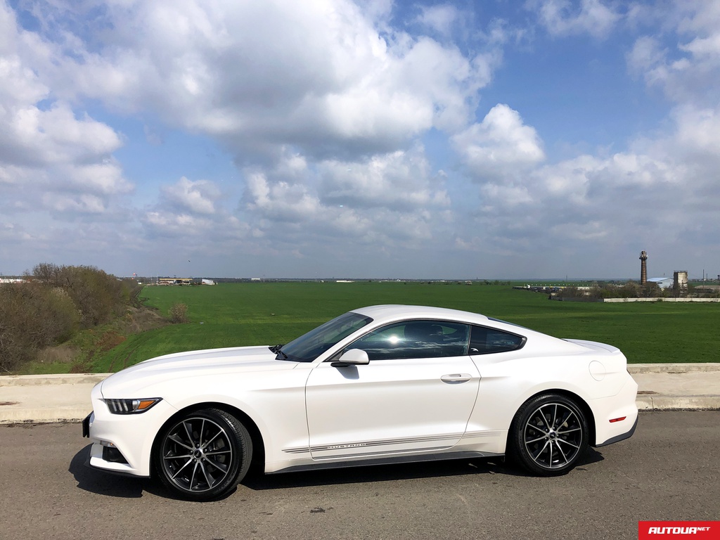 Ford Mustang  2017 года за 686 160 грн в Киеве