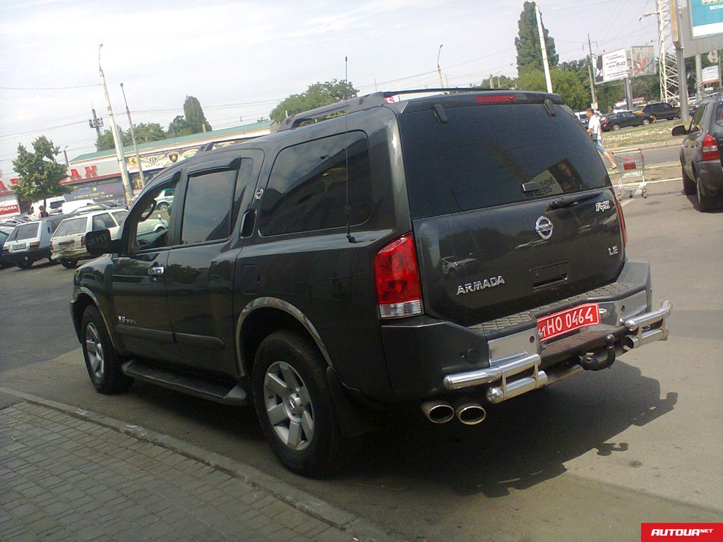 Nissan Armada 5.6 АТ LE 2006 года за 411 966 грн в Херсне