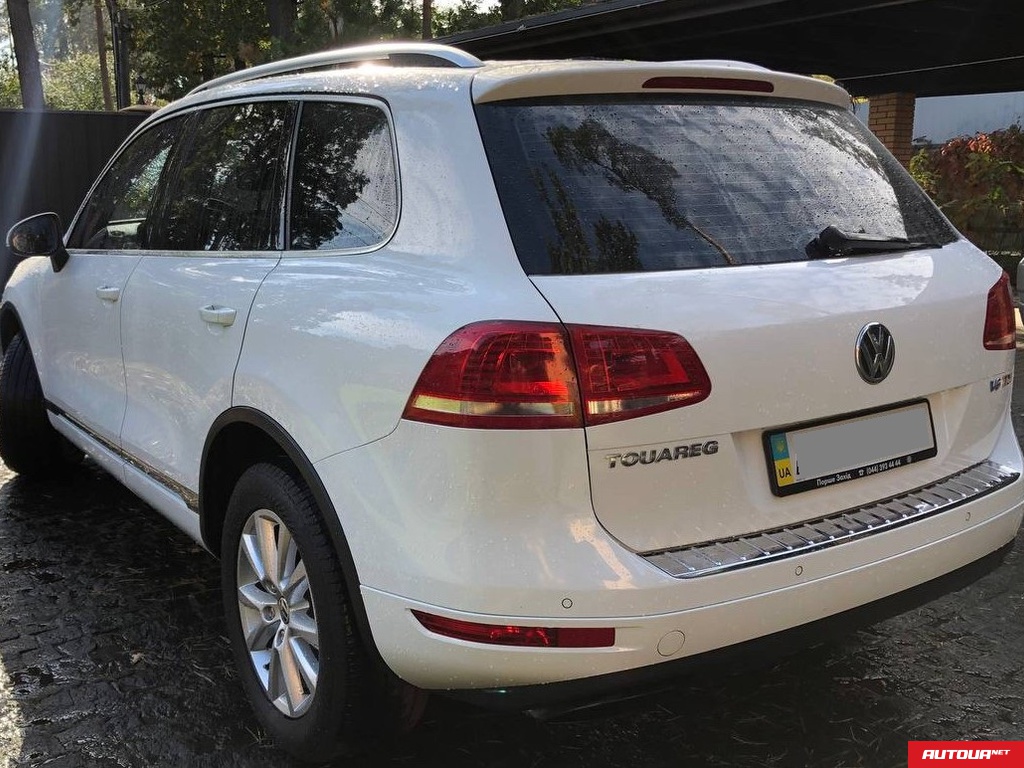 Volkswagen Touareg  2013 года за 628 602 грн в Киеве