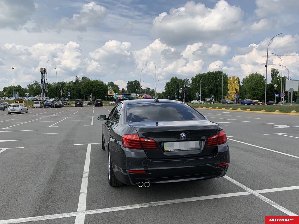 BMW 520i  2016 года за 805 389 грн в Киеве